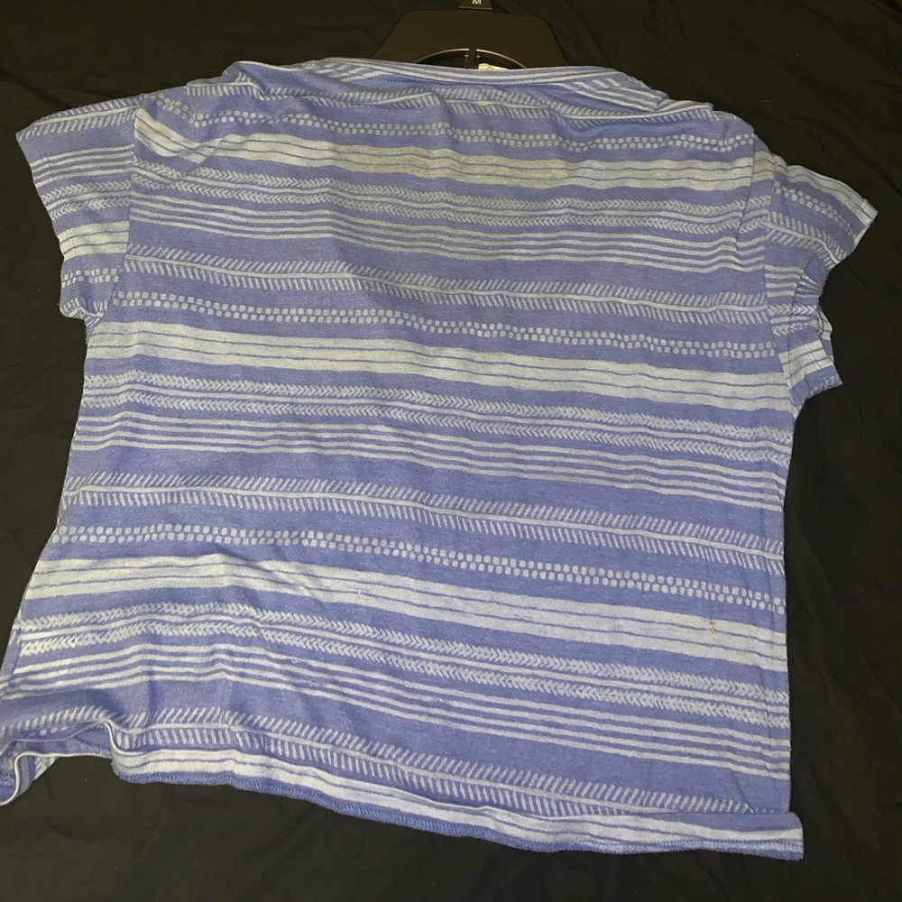 Patterned Light Weight Tee - Picture 3 of 3